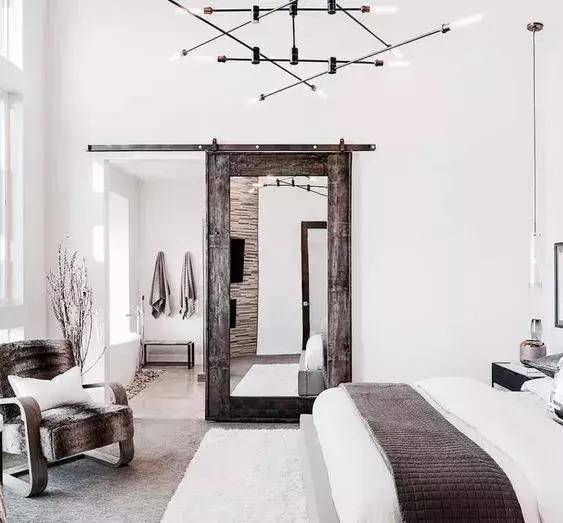 穿衣镜到底摆哪好？不要再瞎摆放了