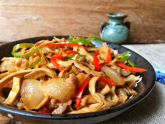 酸的开胃的笋干,笋干怎么做起来好吃又好看