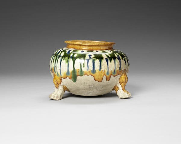 唐三彩鉴定最简单的方法,唐三彩真品鉴定方法