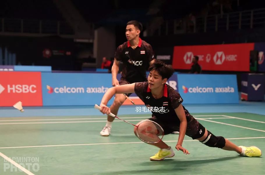 国羽队医,国羽队医保护膝盖