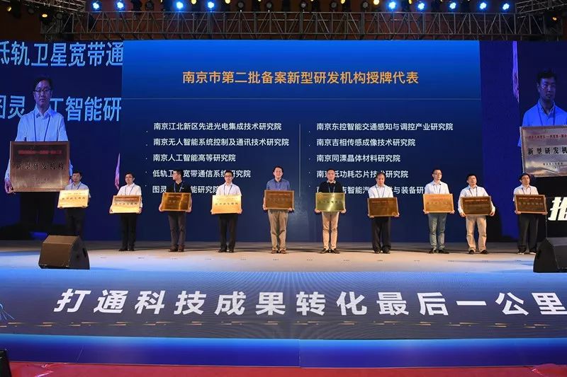 抢了C位还不够！又pick全市第一，它赢了！