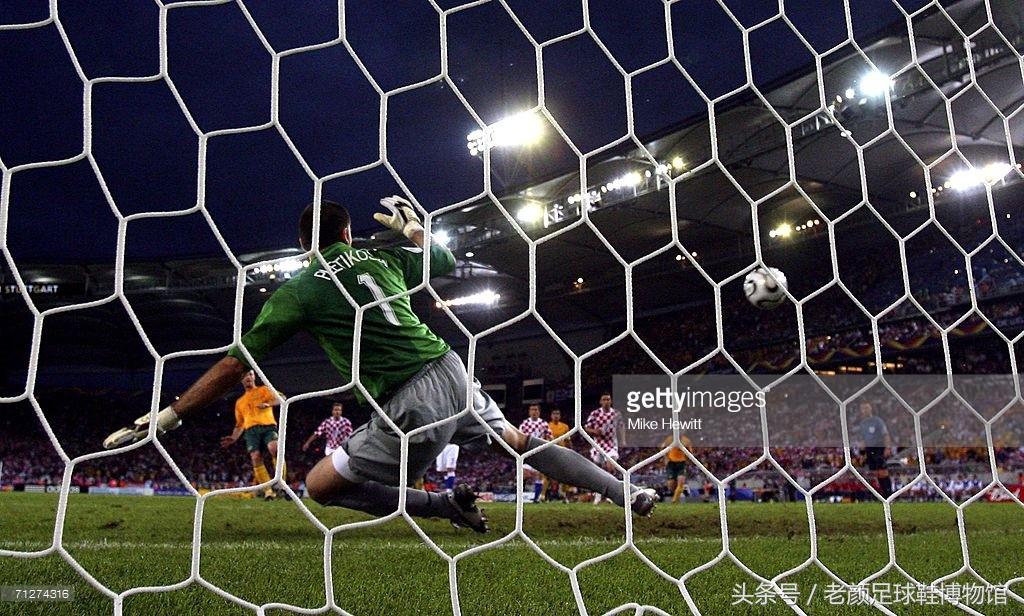 2006年世界杯,意大利带puma攀升巅峰,山猫帮人海战术大获成功