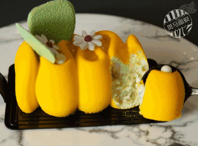 世界杯据点再+1！3.5米超大LED环绕式看球，竟然是个文艺咖啡馆……