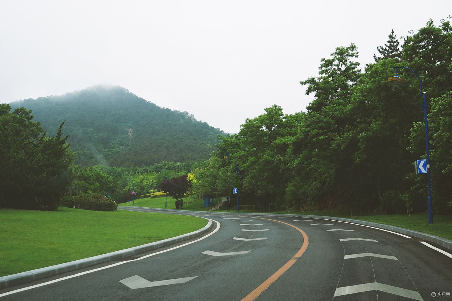 特斯拉modelx旅行,特斯拉modelx100d能跑多少公里