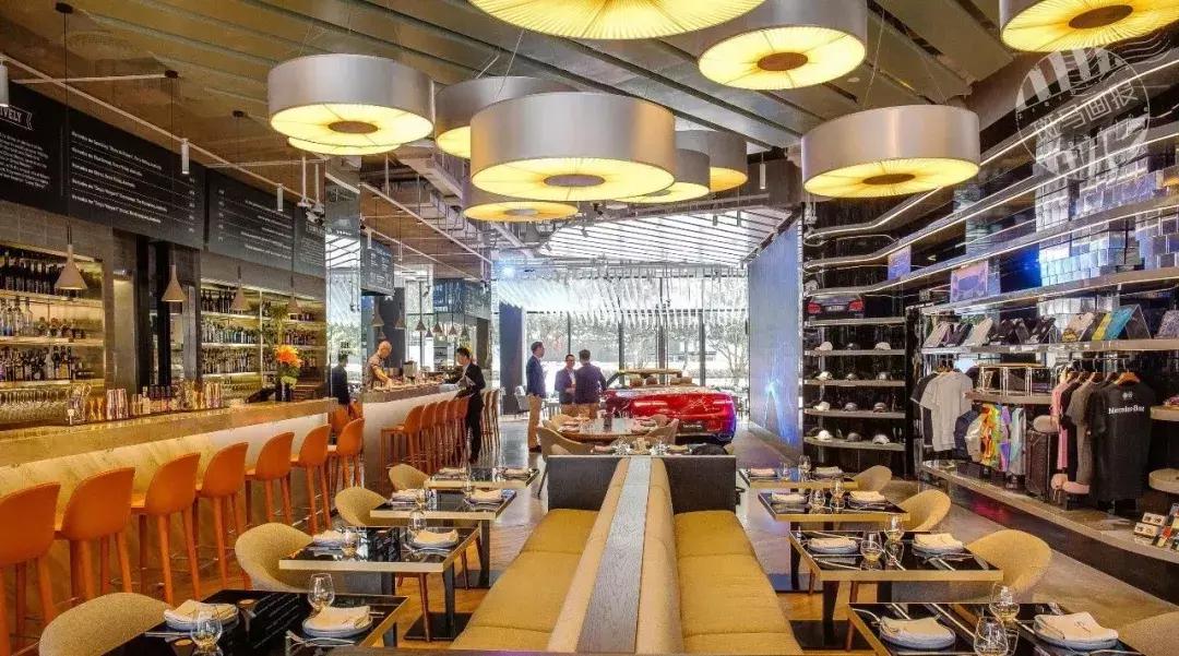 实探！全球第7家「奔驰餐厅」！什么都卖就是不卖车……