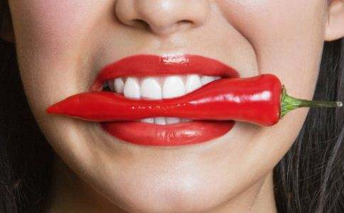 怀孕后喜欢吃辣的吃凉的,孕妇吃辣子太辣了会不会辣到宝宝