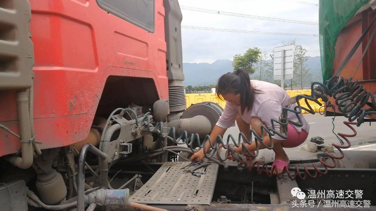 挂车气管断了应急办法,半挂车转弯拉断气管