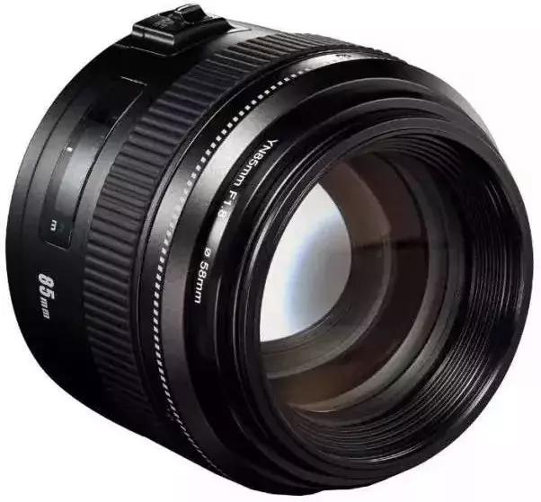 拍人像50mm定焦好还是85mm定焦好,拍人像为什么用定焦