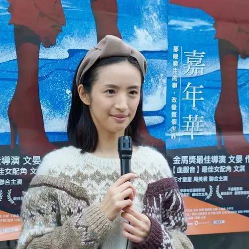 补充胶原蛋白肽的保健品有用吗,补充胶原蛋白用什么化妆品