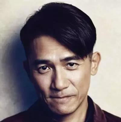 周星驰身患孤独绝症,憔悴老态:我让全世界笑过,岁月却没饶过我