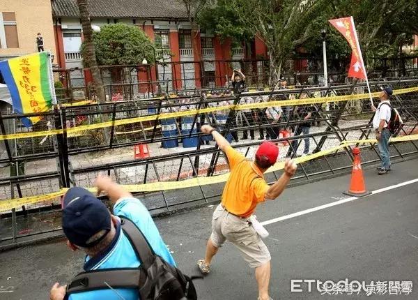 鸡蛋在菜刀上容易立起来吗,鸡蛋和鸭蛋还有鹅蛋一起煮可以么