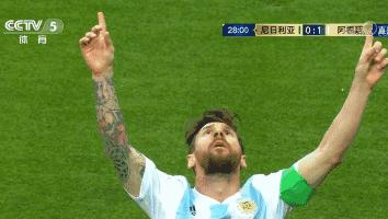 足球巨星里最专一的男人！9岁定情，21年恋爱长跑最终抱得美人归