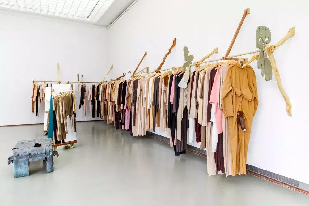 三观毁｜这个位于荷兰鹿特丹的博物馆，居然进屎了!!