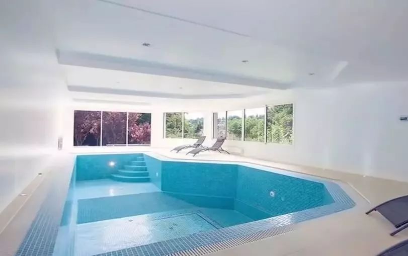 梅西c罗内马尔豪宅,c罗梅西豪宅