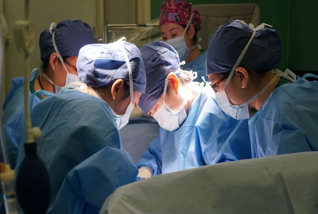 宫外孕抢救超六小时死亡,宫外孕孕妇抢救无效死亡