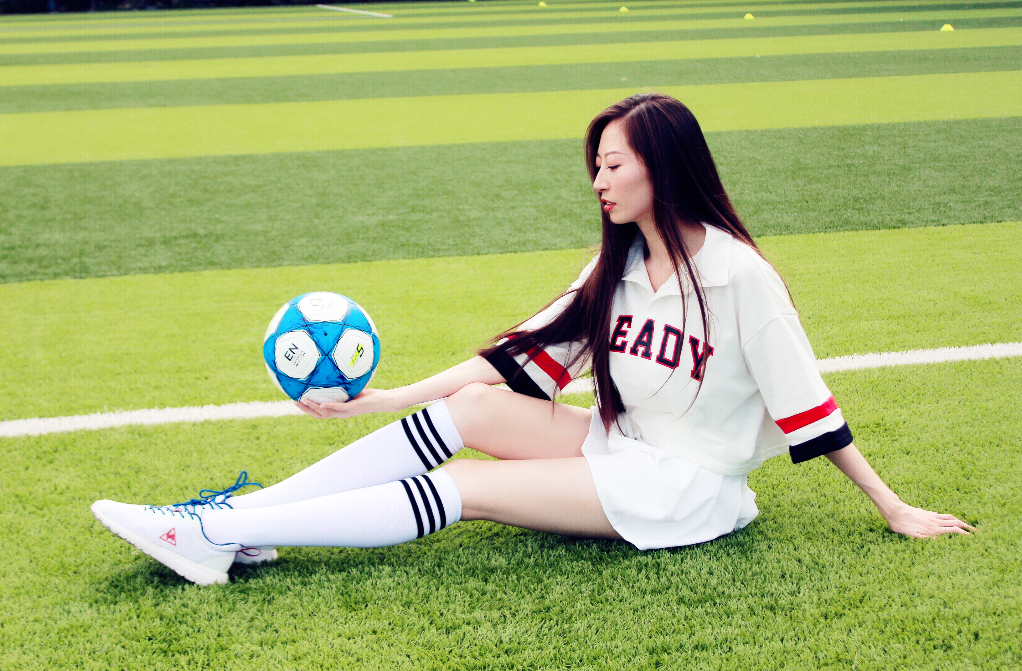 卫薇儿视频完整版,卫薇儿拍摄现场