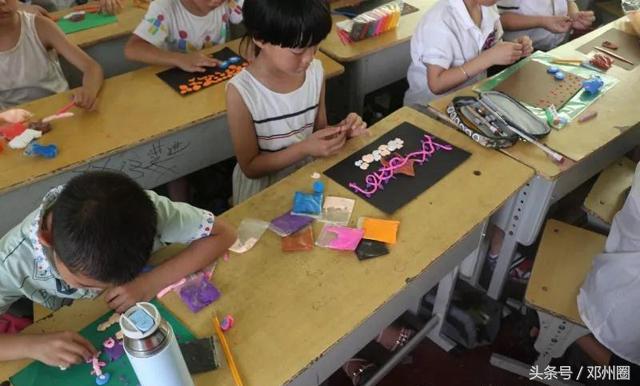 邓州市花洲实验小学新闻,邓州市花洲实验小学入队