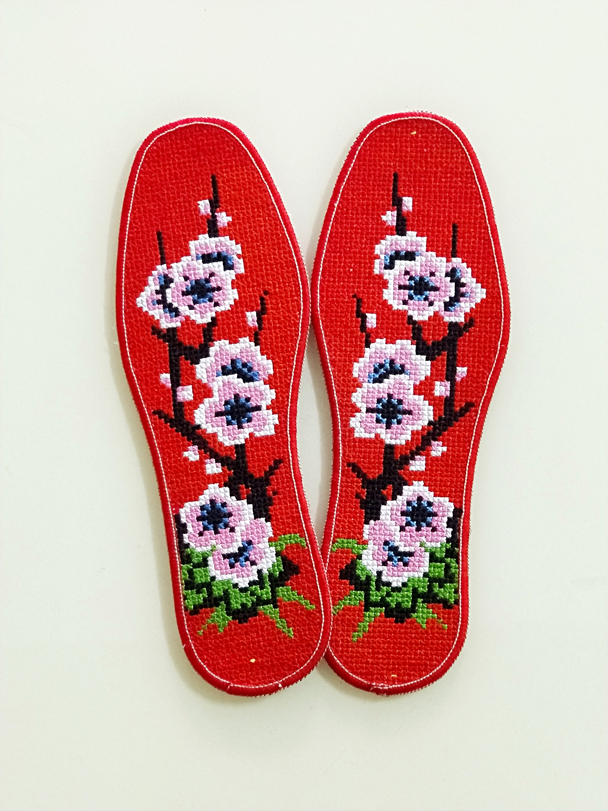 十字绣鞋垫花样图案大全新款,半成品十字绣鞋垫多少钱一双