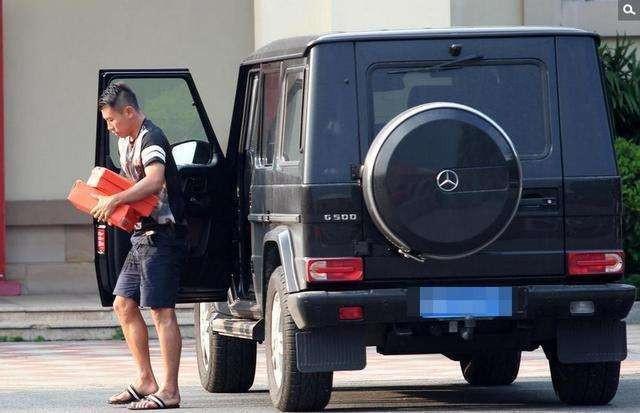 国足的豪车座驾,国足球员豪车豪宅