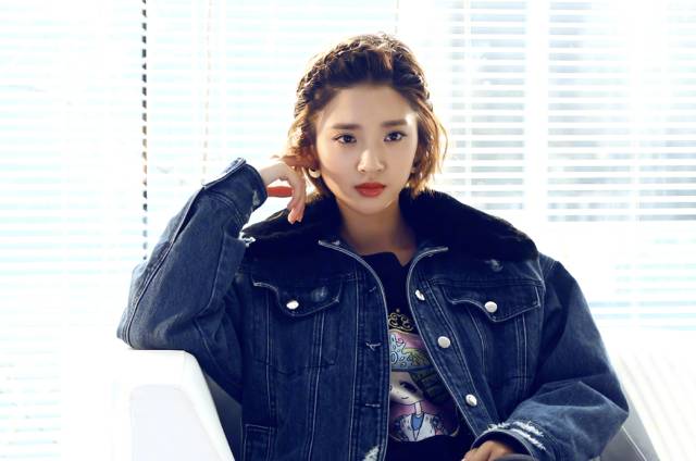 刘海剪毁了怎么重新剪八字刘海,刘海剪毁了又想剪新的刘海怎么办