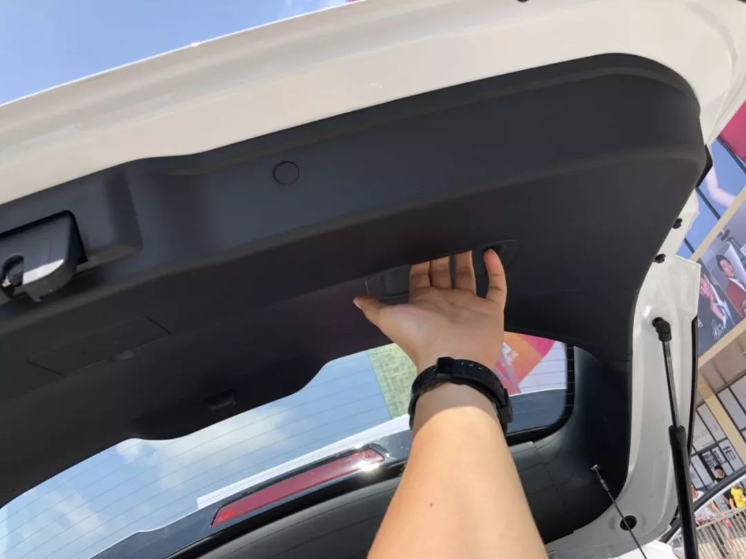 一汽奔腾森雅r9是否已经停产,一汽奔腾森雅r9车载蓝牙连接