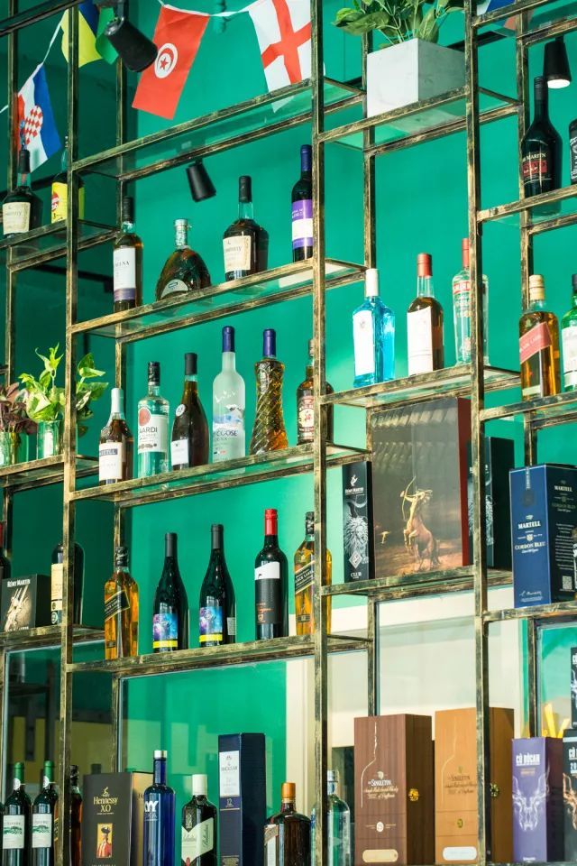 这该是佛山最独特的足球Pub，送完半打科罗娜还送鸡尾酒你点睇？