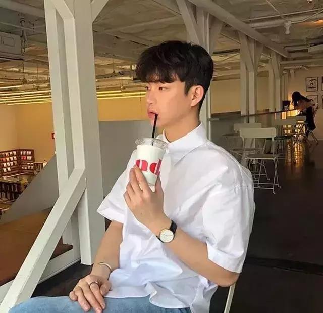 型男拍照100个技巧,25到30岁男士拍照技巧