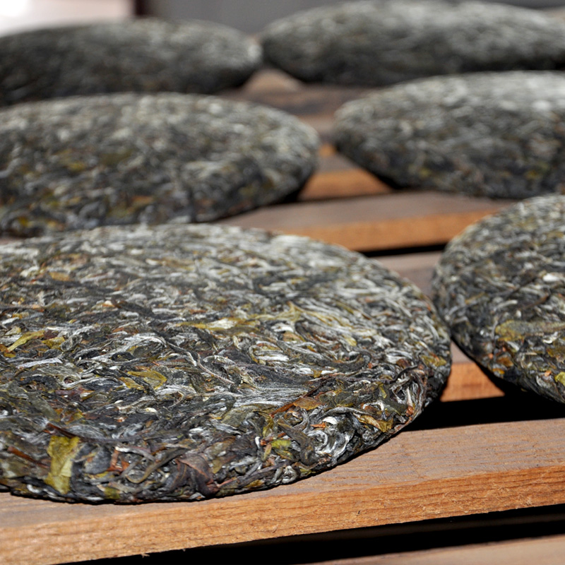 7530勐海七子饼普洱茶357克价格表,茶知识普洱茶饼为何叫七子饼