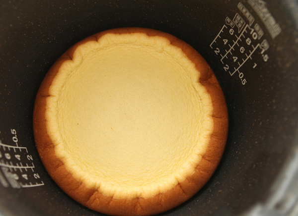 电饭煲蛋糕零失败的家常做法教程,电饭煲蛋糕的家常做法教程