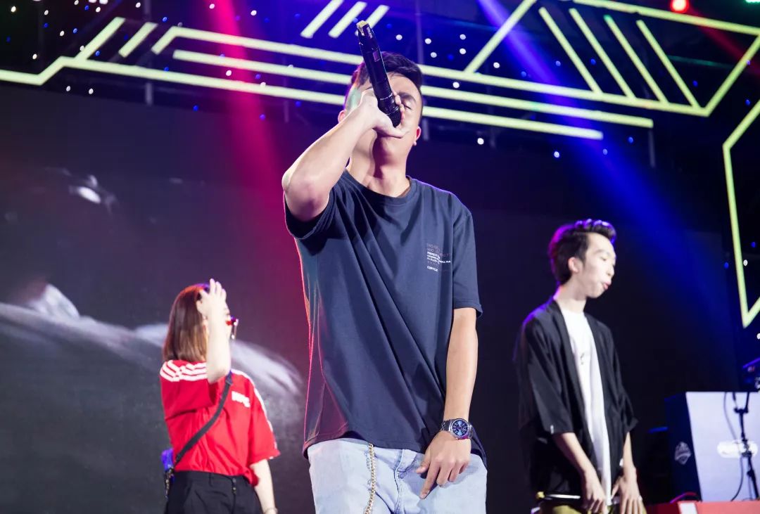 英雄联盟两条路,英雄联盟对抗路线