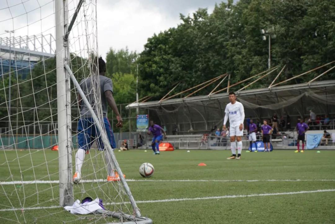 涓嫃鍙嬭皧涓囧彜闀块潚瑙嗛,涓縿鍙嬭皧涓囧彜闀块潚瀹屾暣瑙嗛