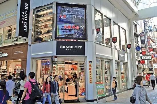 几千块钱能买奢侈品包吗,奢侈品怎么买到真品包呢