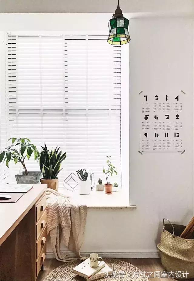 百叶窗加窗帘,窗帘用百叶窗好看吗