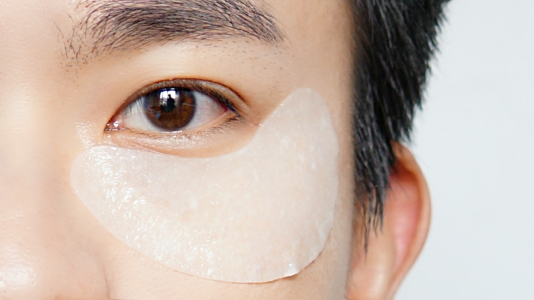 用了眼膜黑眼圈更重了,用了好多眼膜眼睛周围还是好干