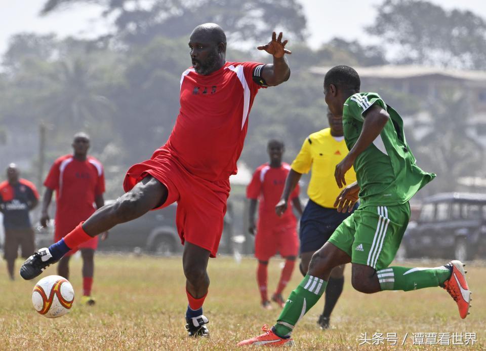 41岁高中毕业51岁当总统,他才是跨界最成功的前世界足球先生