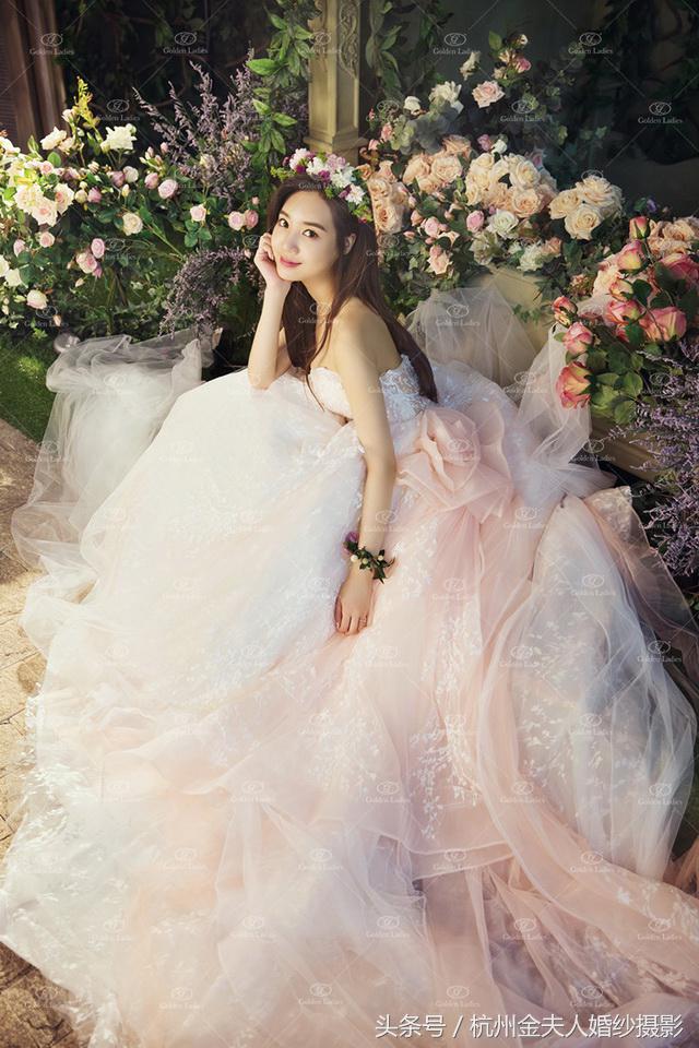 女明星穿婚纱你最喜欢哪一个,女明星穿婚纱的瞬间太惊艳