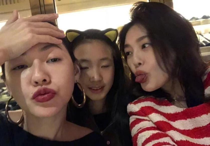 小s女儿舞蹈大赛喜获金牌,小s女儿获得冠军