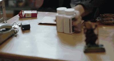 眼哭肿手拍红！还没上映就刷爆票圈！中国最需要的电影，终于出现