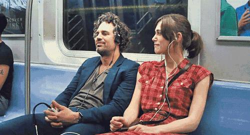 手机收音孔怎么清理,手机通话孔怎么清理