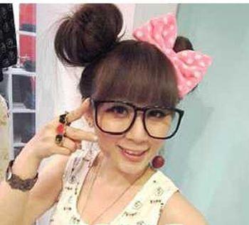 儿童盘发公主戴皇冠,7-12岁儿童简单盘发