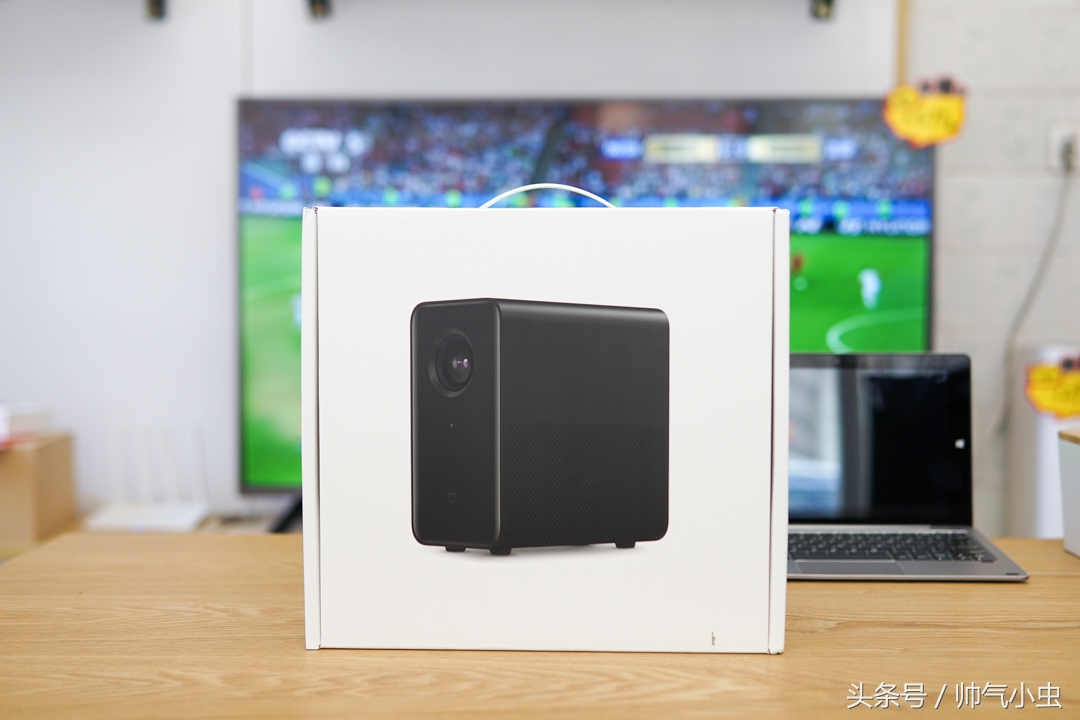 小米投影仪大于2000流明度,小米投影仪1000流明