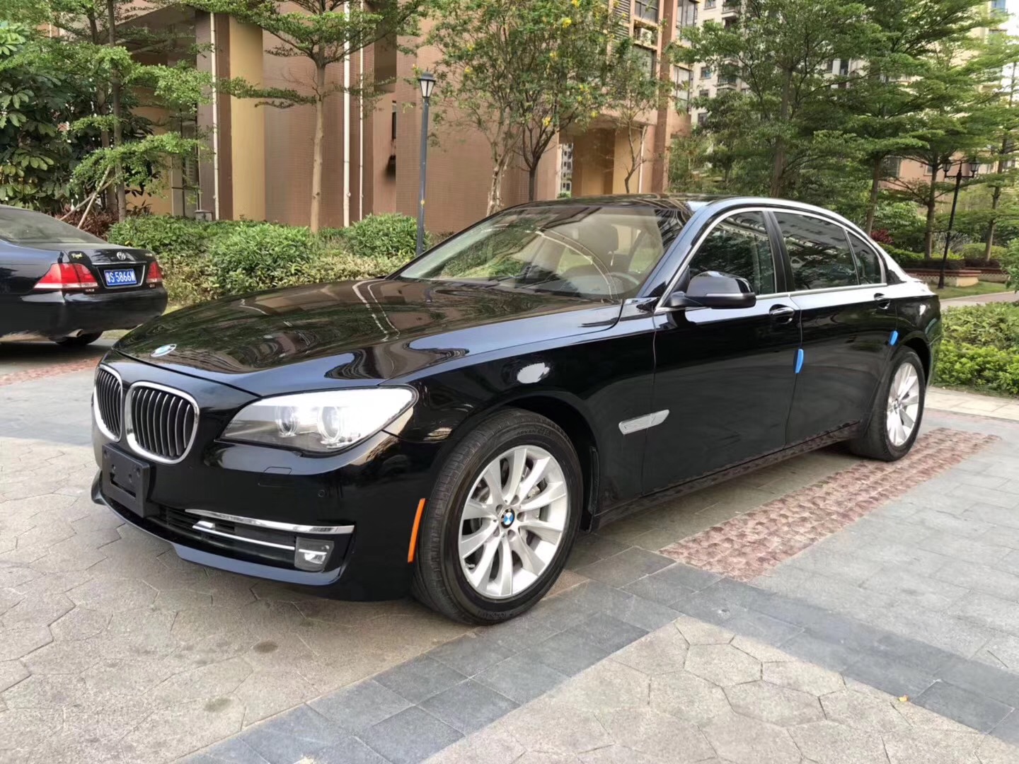 如今仅售26万,外观有韵味我挺喜欢,前脸和侧面都比较好看