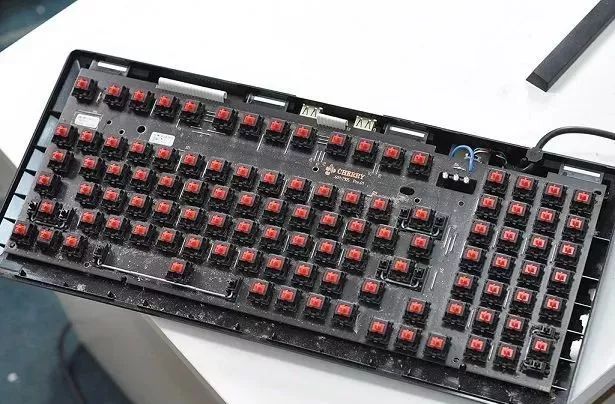 键盘清洁最简单,脏键盘日常清洗