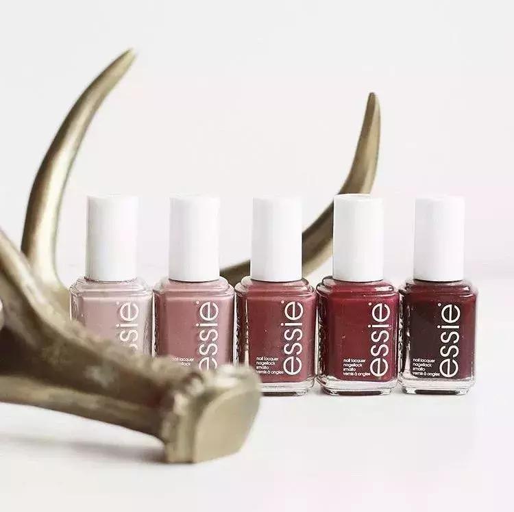 好用又好看的指甲油推荐,比较百搭的指甲油颜色推荐