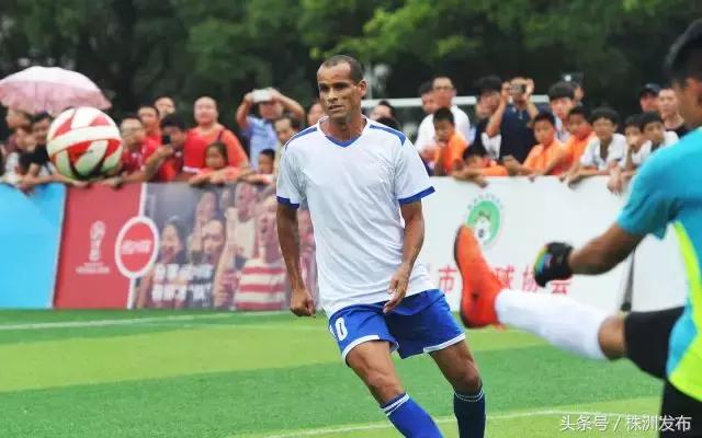 巴西足球盘带大师里瓦尔多,里瓦尔多评价巴西新星