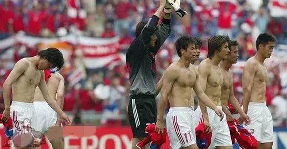 中国男足为什么踢不进世界杯,男足饮食曝光
