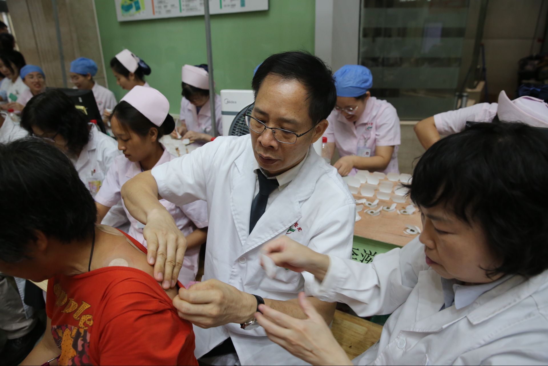 2020年三伏天艾灸部位 (睡眠不好中医三伏灸有效果吗)