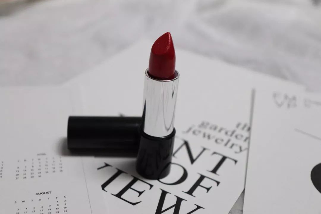 不输大牌的平价口红，一张毛爷爷能让你美出天际！