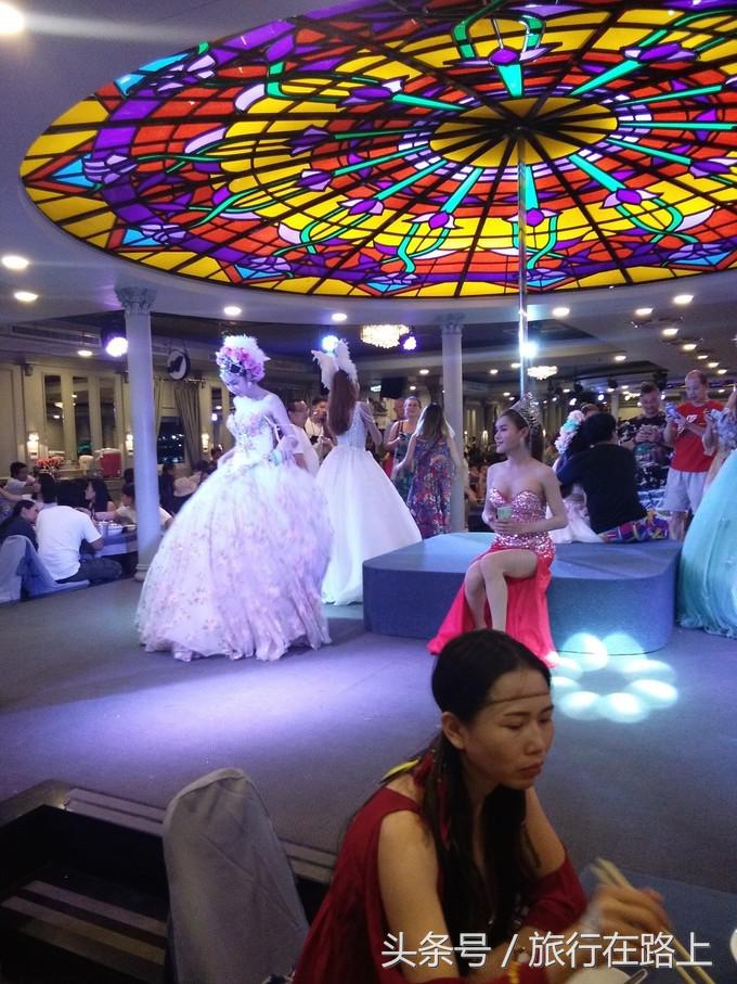 来泰国不看人妖就太亏了，原来人妖只有40岁寿命