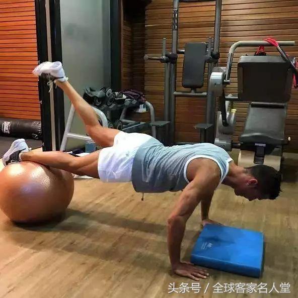 李惠堂怎么评价世界球王,被吹捧的球王李惠堂